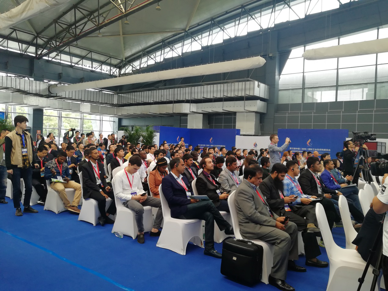 "一帶一路"國際油氣裝備產(chǎn)能合作大會(huì)現(xiàn)場(chǎng)