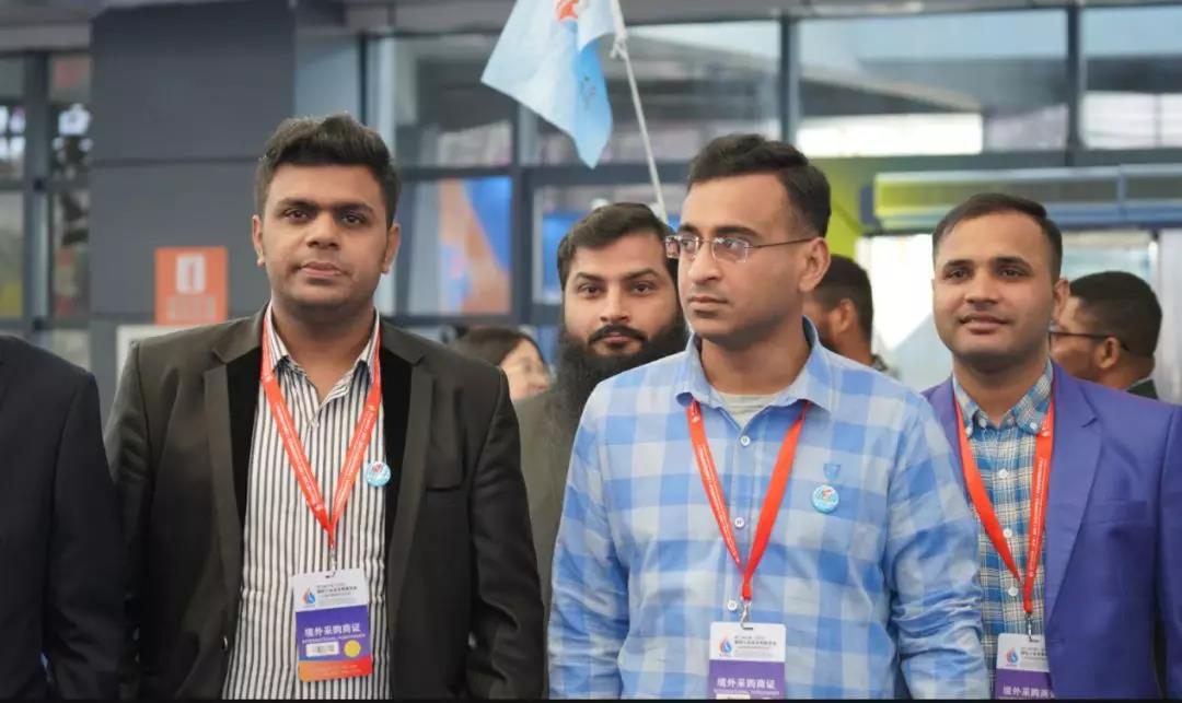 境外展團(tuán)組團(tuán)參觀第三屆寶雞工業(yè)品展 境外油氣田采購商紛紛參會(huì)